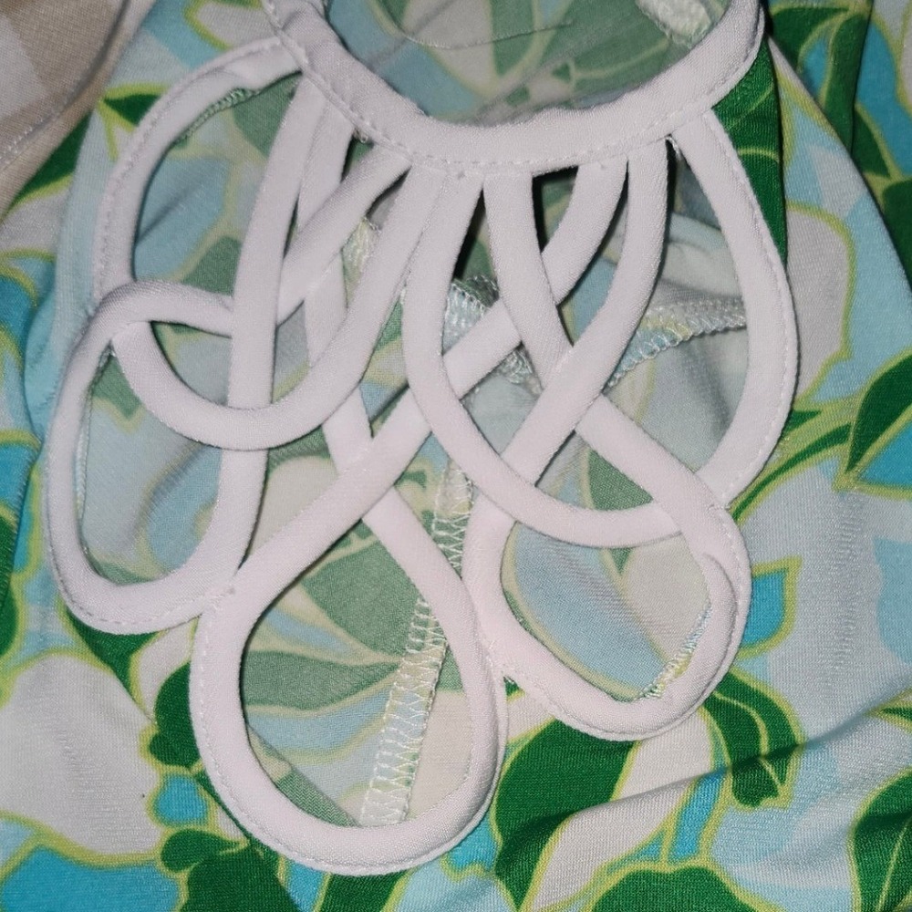 Sam and Jess Womens Green Blue Floral Cold Shoulder Knit Top Lattice Detail NWT - Picture 5 of 5